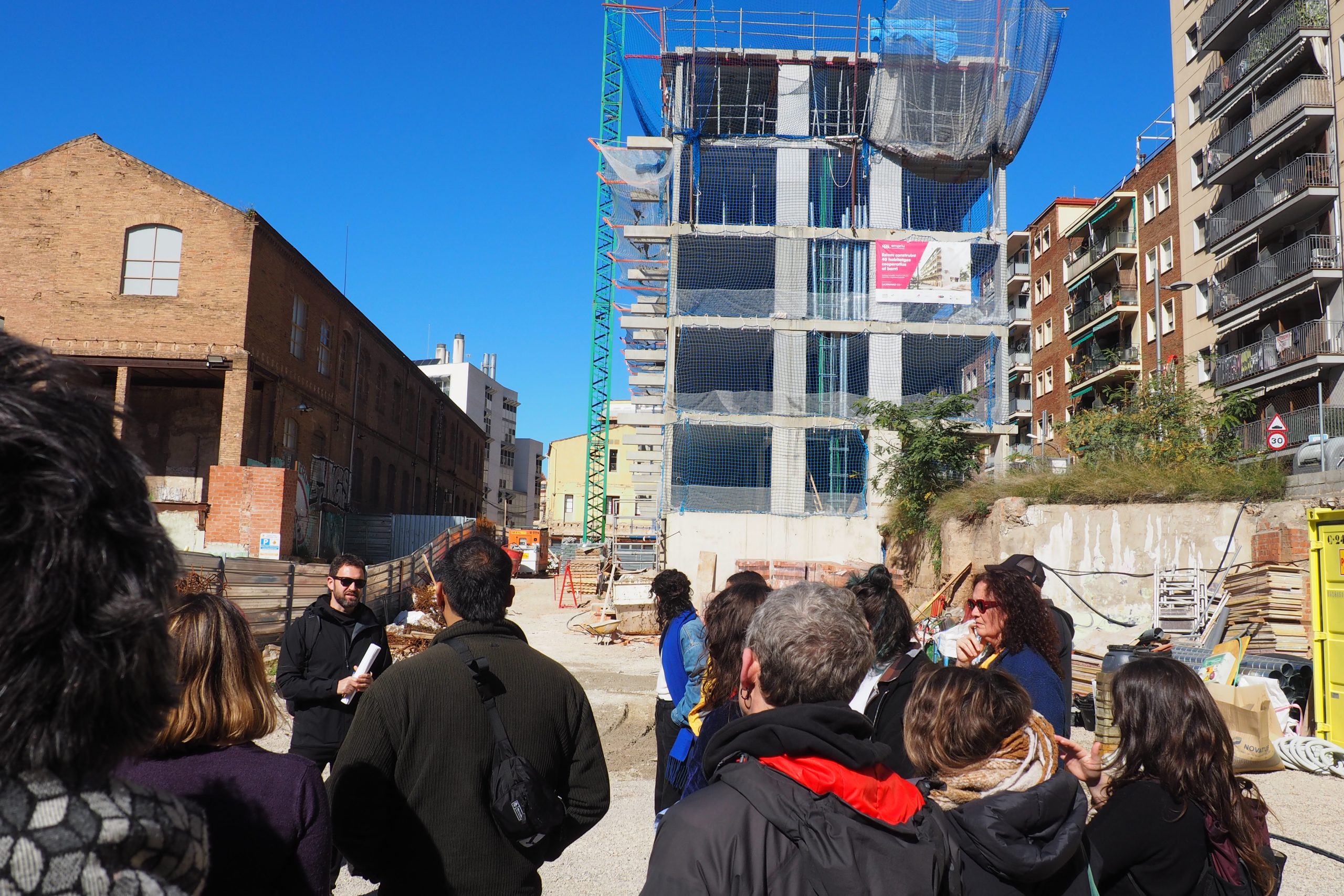 Anar a Projectes    6352