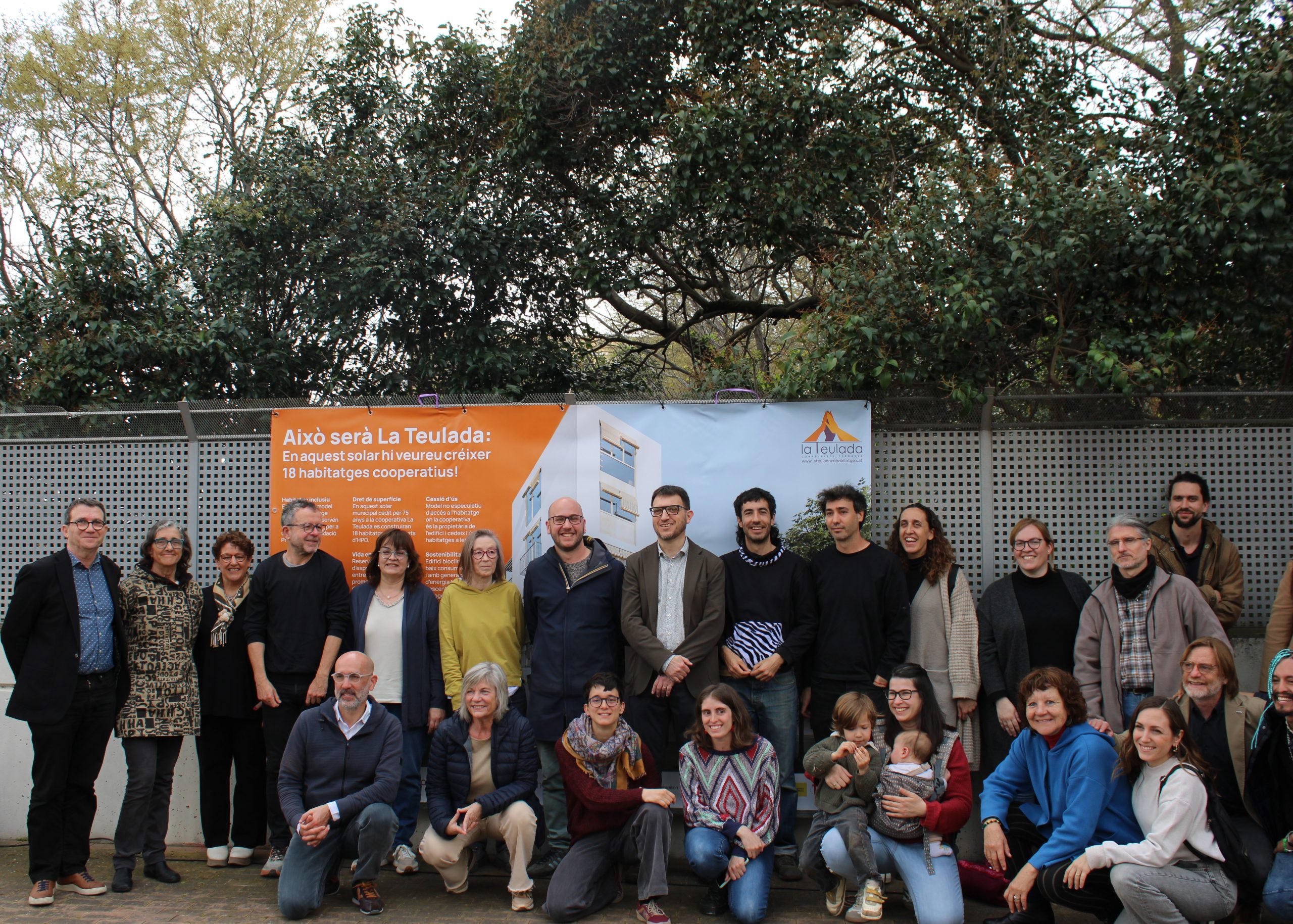 Anar a Projectes    8327