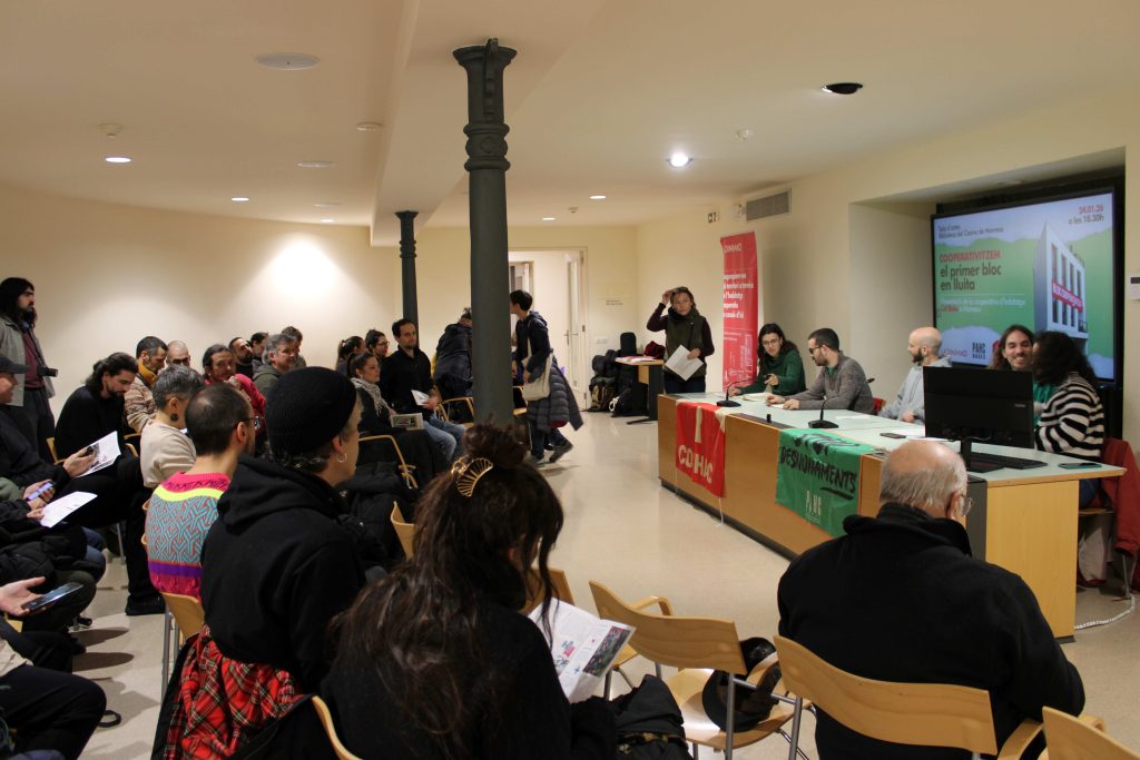 Anar a Es cooperativitza el primer bloc en lluita a Catalunya IMG_0382_compressed-1024x683  Uncategorized @ca  3728